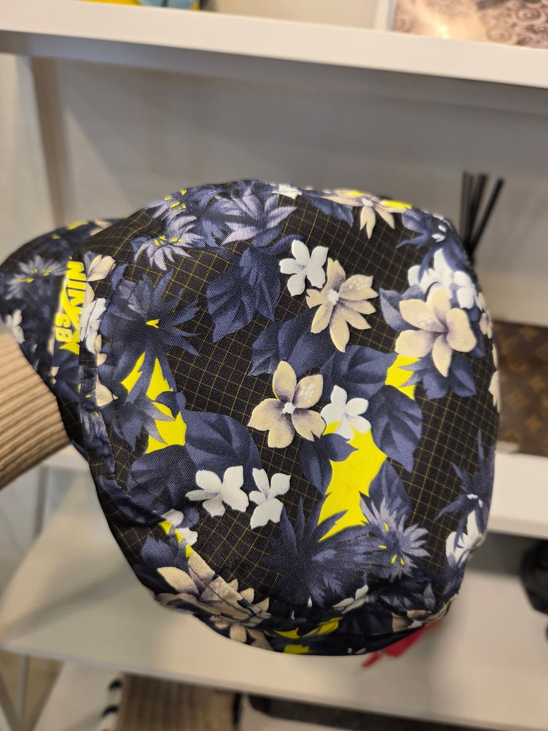 나이키 플라워 버킷햇 상품이미지3