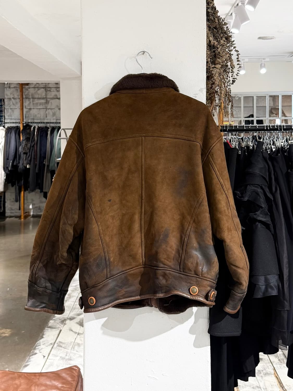 이브생로랑 브라운 양피양모 스웨이드 무스탕  상품이미지7