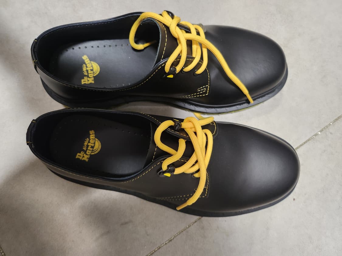 닥터마틴 1461 블랙 스무스블랙 옐로우 260mm 상품이미지4