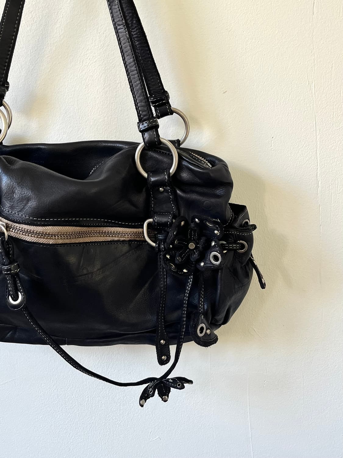 italy 플라워키링 레더 숄더백 상품이미지3