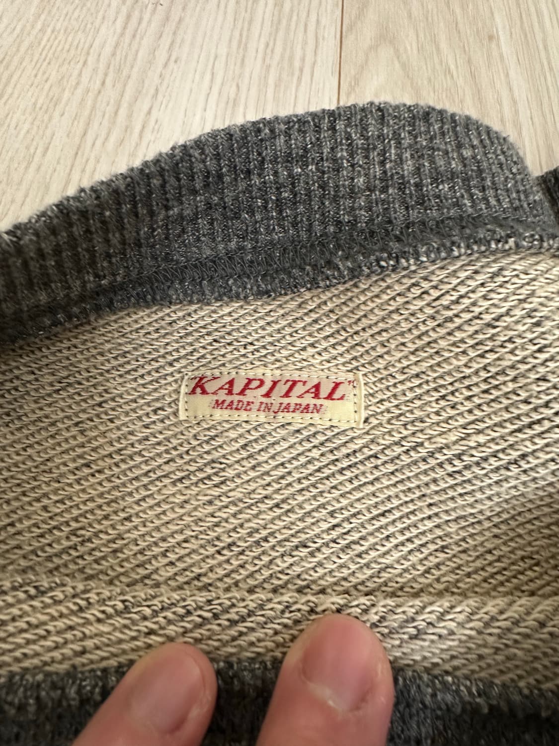 캐피탈 본 크루넥 스웻셔츠 맨투맨 4 상품이미지2