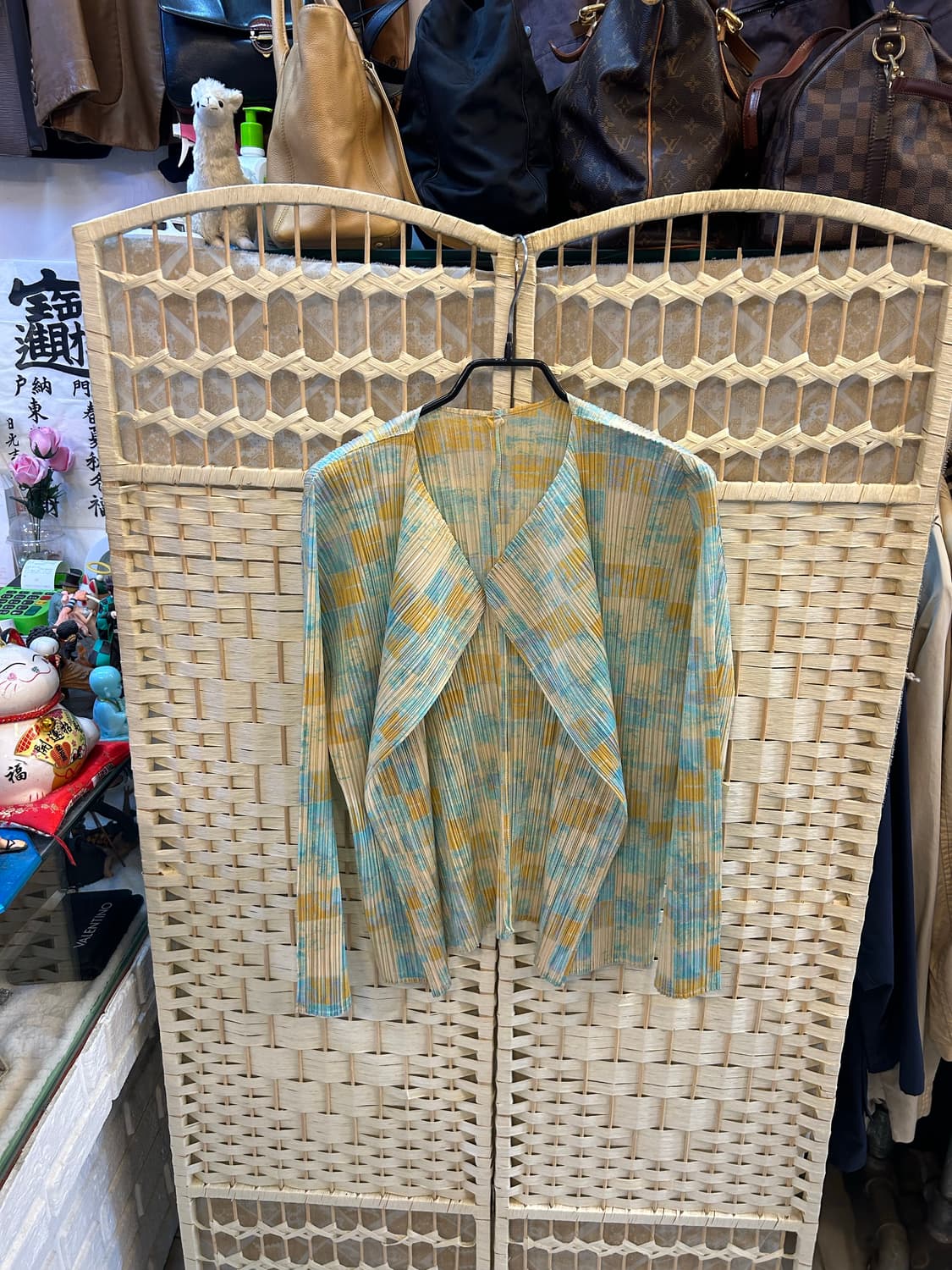 3/66 정품 플리츠플리즈 가디건 팝니다 상품이미지1