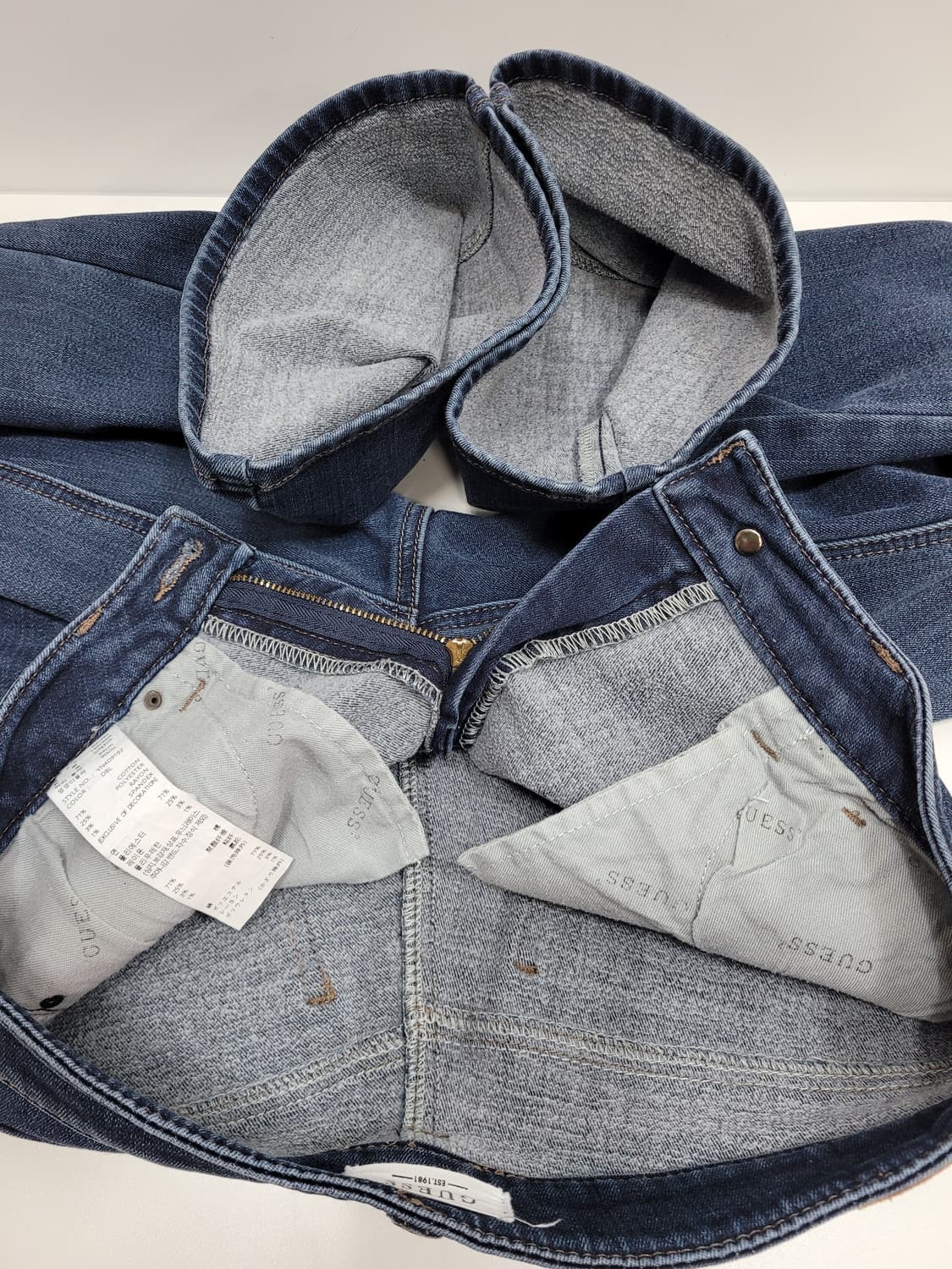 GUESS 23FW 부츠컷 데님 청바지 / 여 64 (26) 중청 스판 상품이미지8