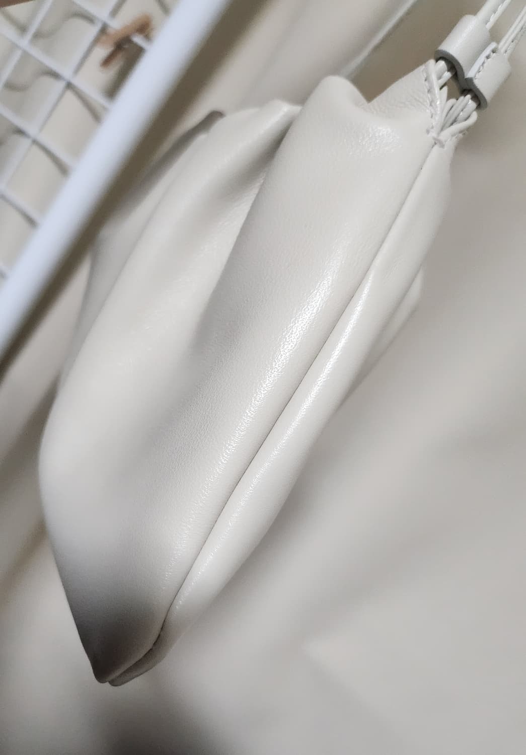 낫띵리튼 넬라 백 라이트 베이지 상품이미지7