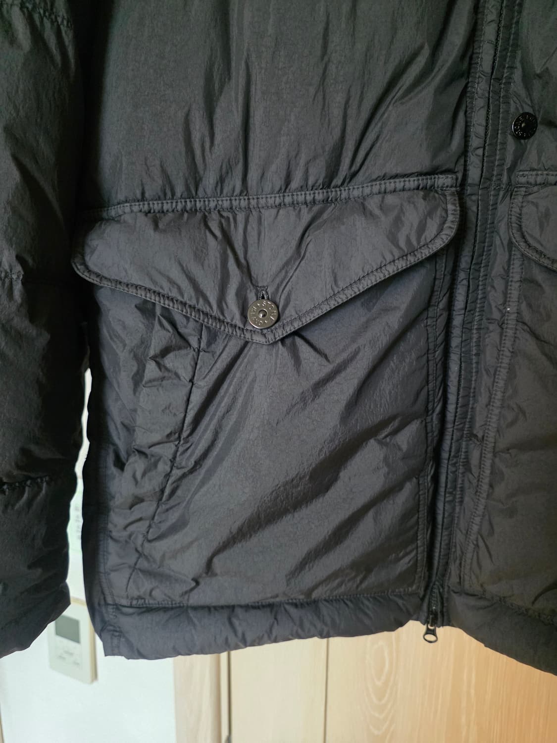 [24/3XL] 스톤아일랜드 크링클랩스 후드 다운 패딩 상품이미지3