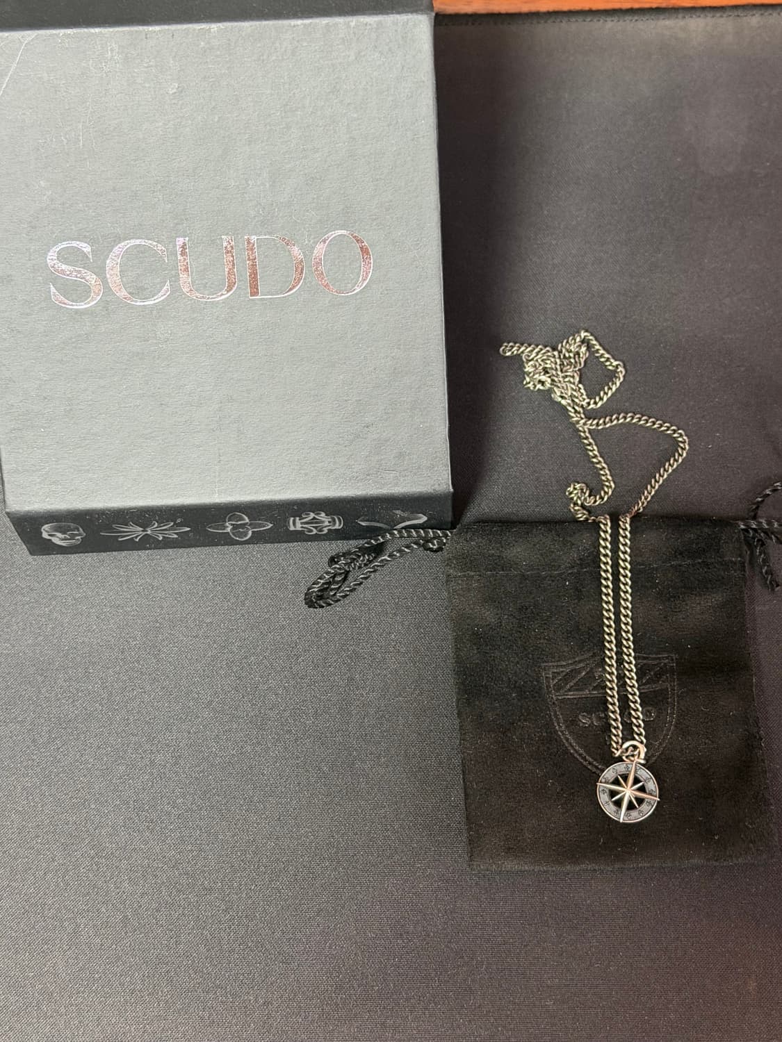 스쿠도 빈티지 목걸이 상품이미지2