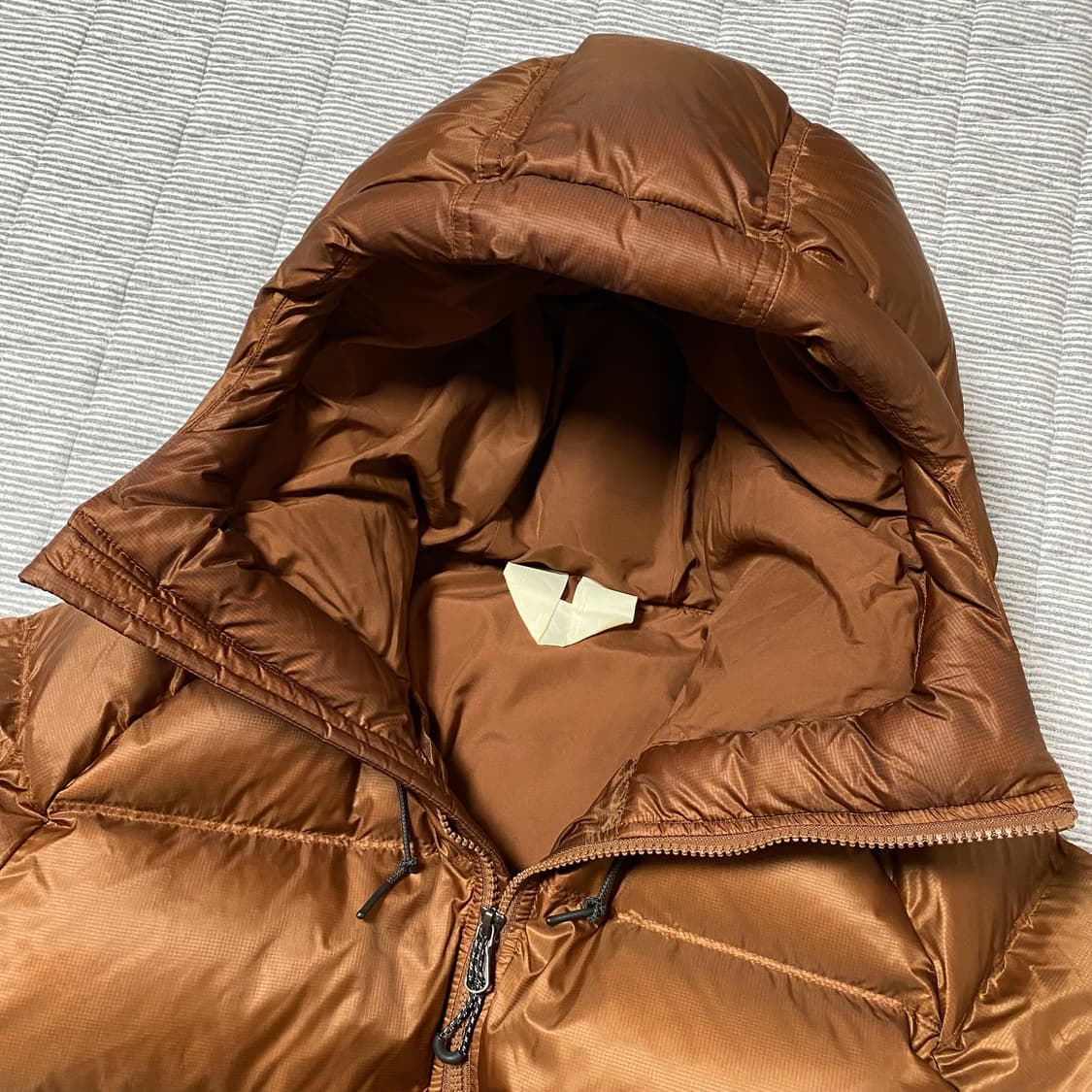 아르켓 스포티 다운 자켓 패딩 브라운 ARKET 상품이미지3