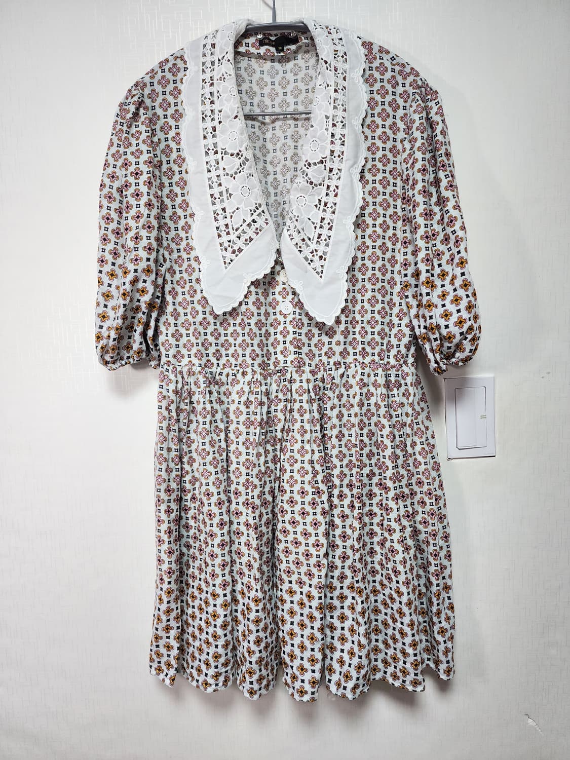 마쥬 기퓌르 레이스 트림 프린팅 린넨 미니 원피스 상품이미지1