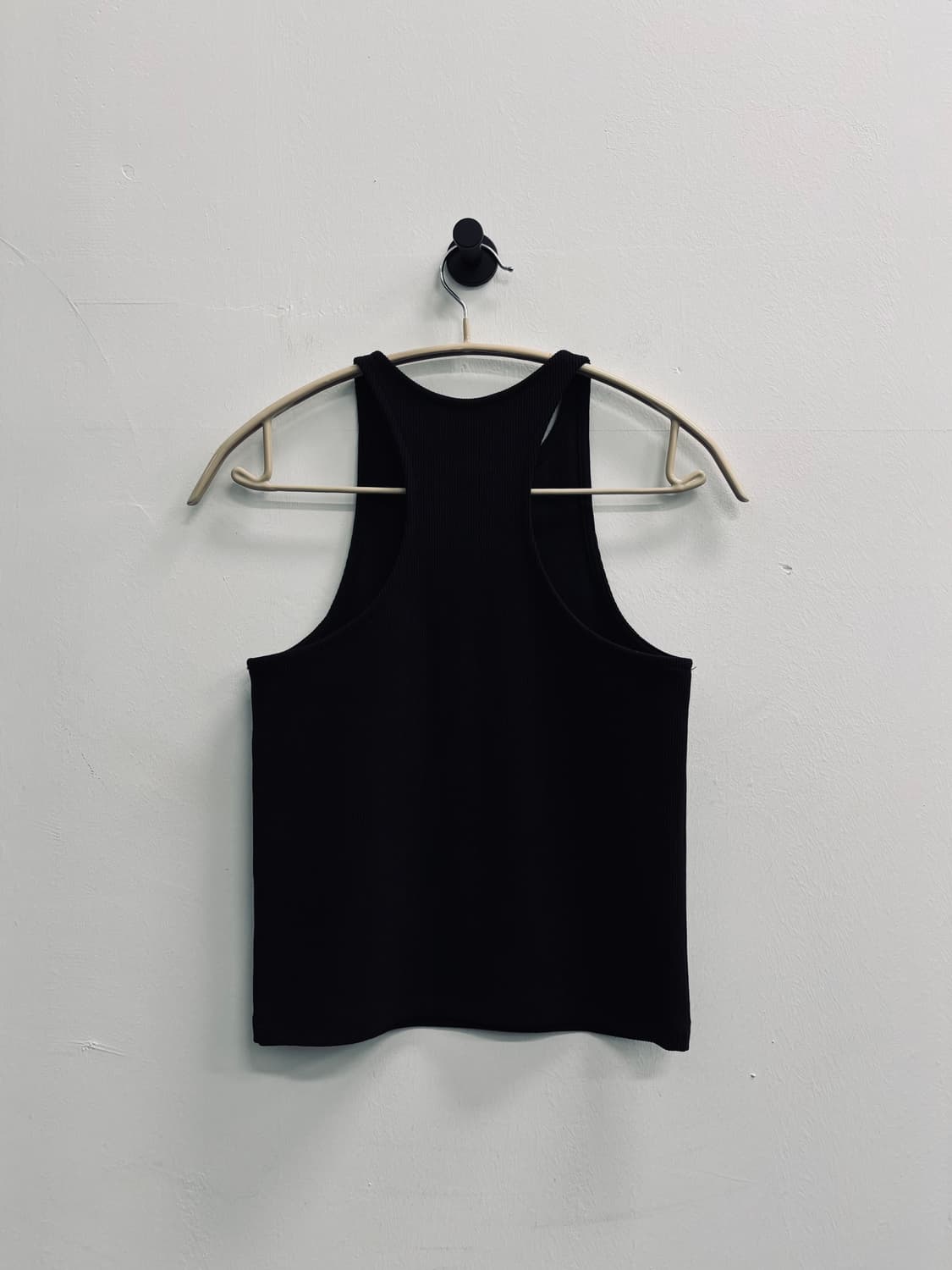 Cerric (세릭) 심볼 로고 골지 민소매 상품이미지2