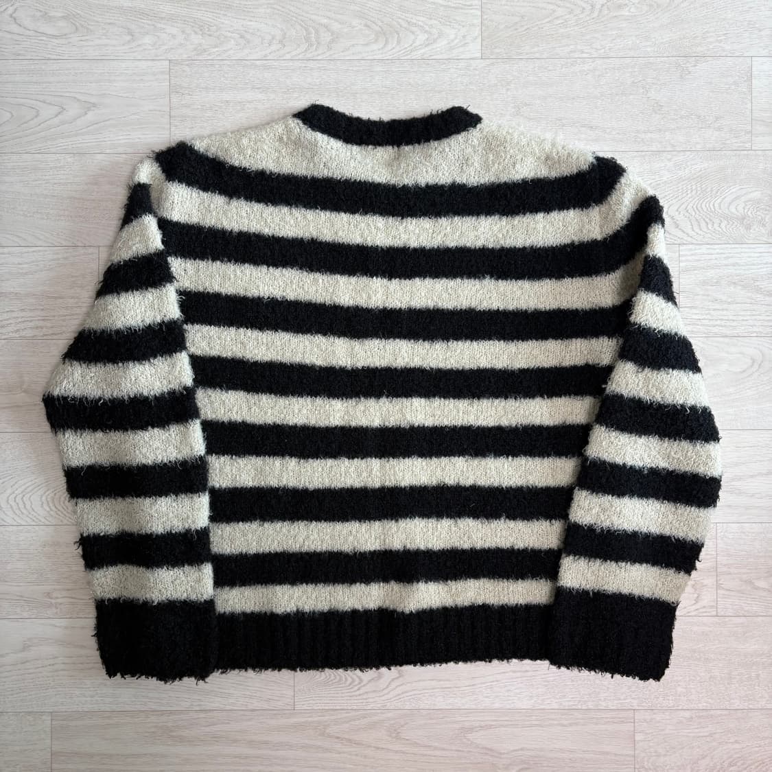 시엔느 포그 스트라이프 니트 상품이미지2