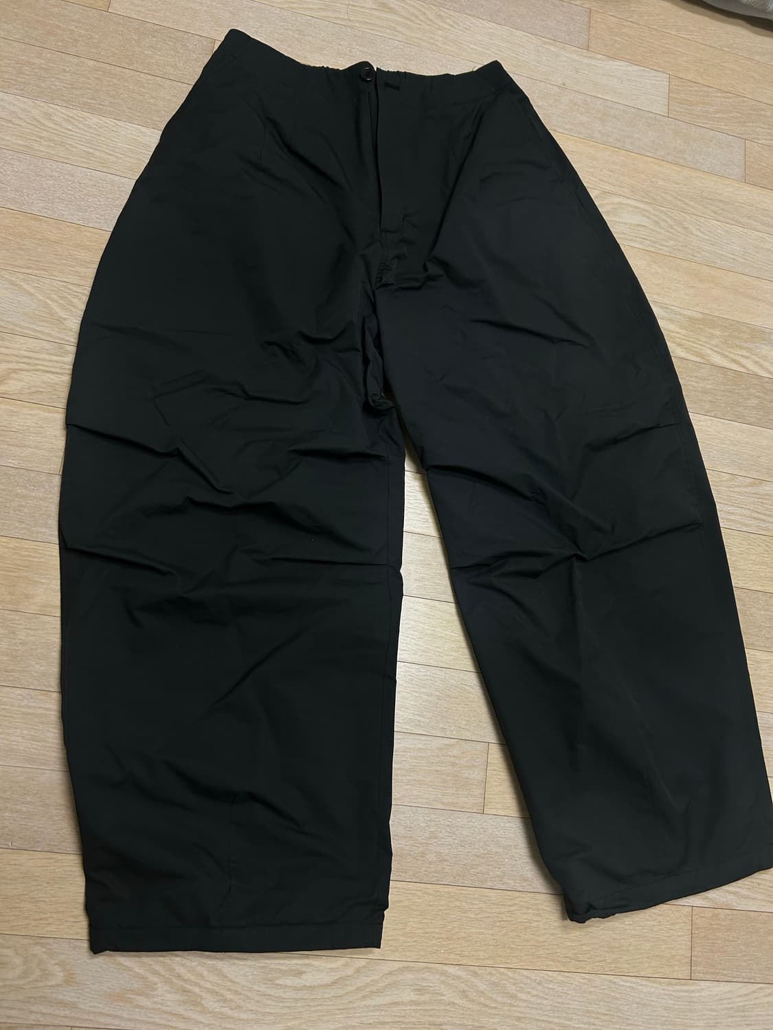 아모멘토 DRAWSTRING WIDE FATIGUE PANTS 블랙 L 상품이미지2
