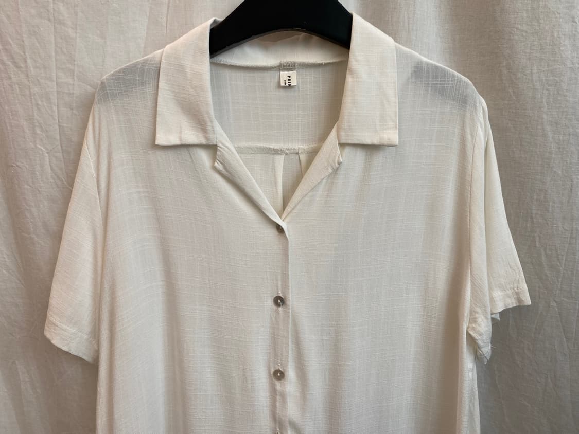 화이트 반팔셔츠(M) 상품이미지3