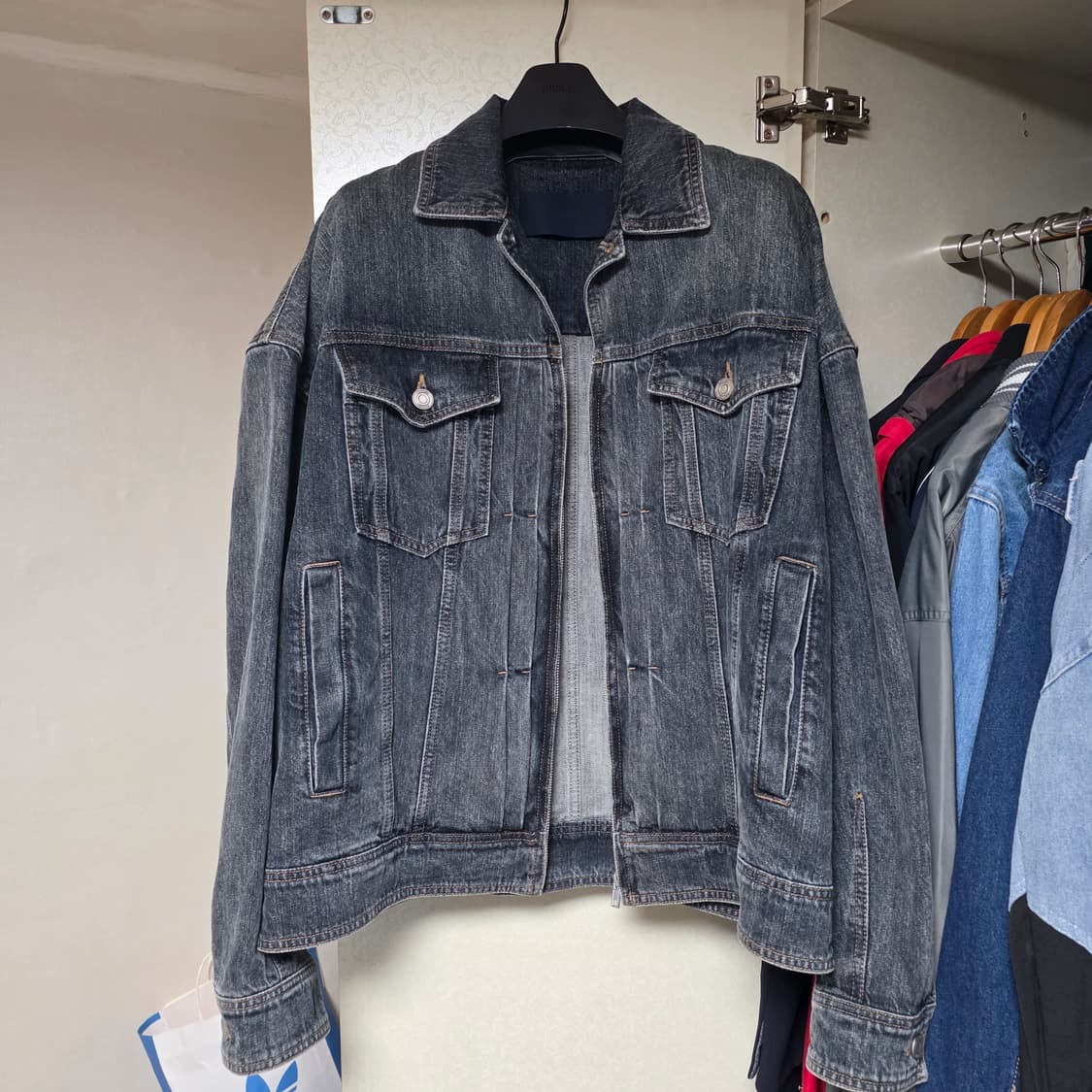 준지 흑청 데님자켓 46 사이즈 상품이미지1