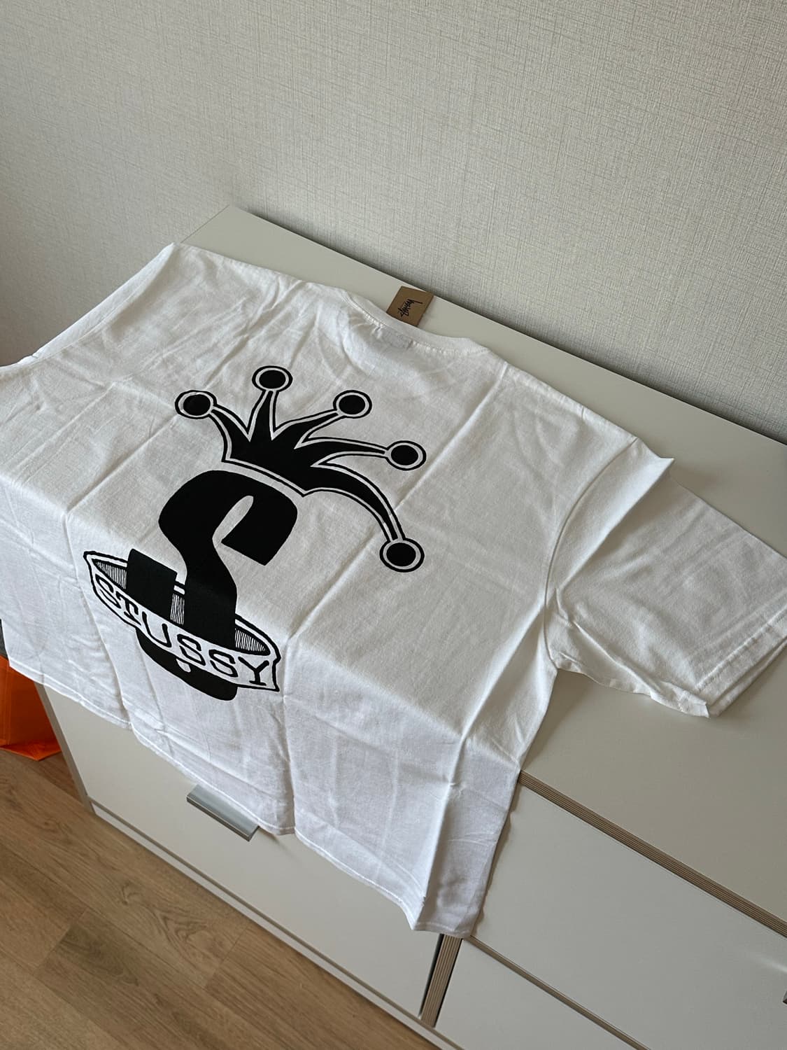 스투시 왕관 티셔츠 상품이미지1