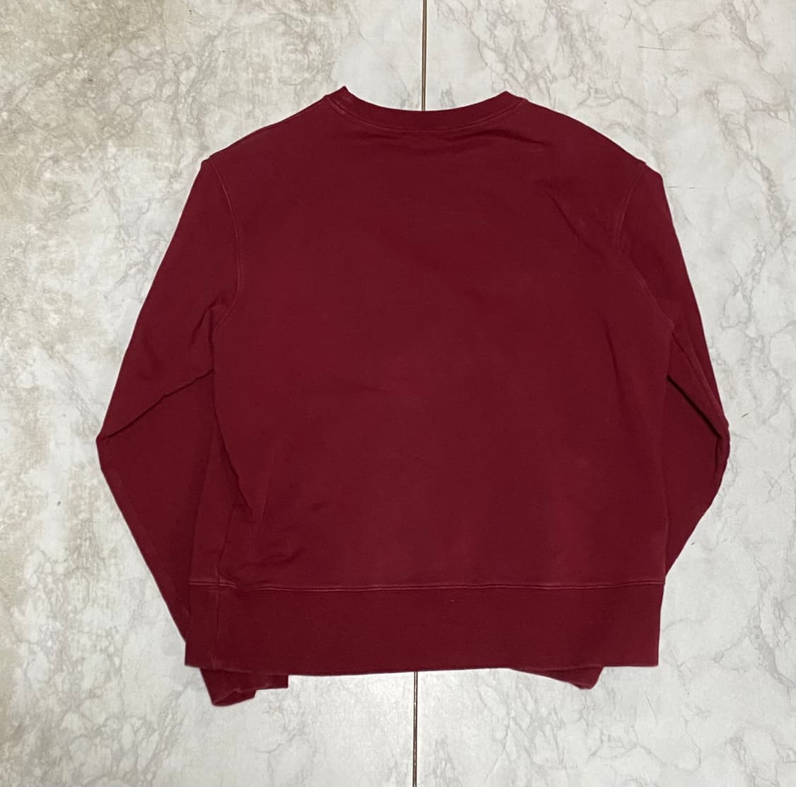 아크네 스튜디오 맨투맨 버건디 100 사이즈 상품이미지2