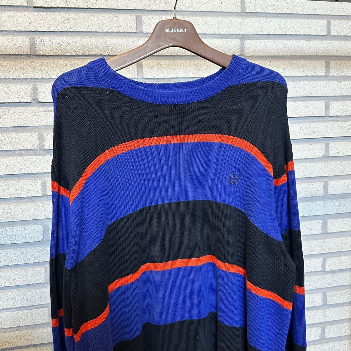 챕스 스트라이프 니트 라운드넥 배색 디테일 블루 네이비 상품이미지4