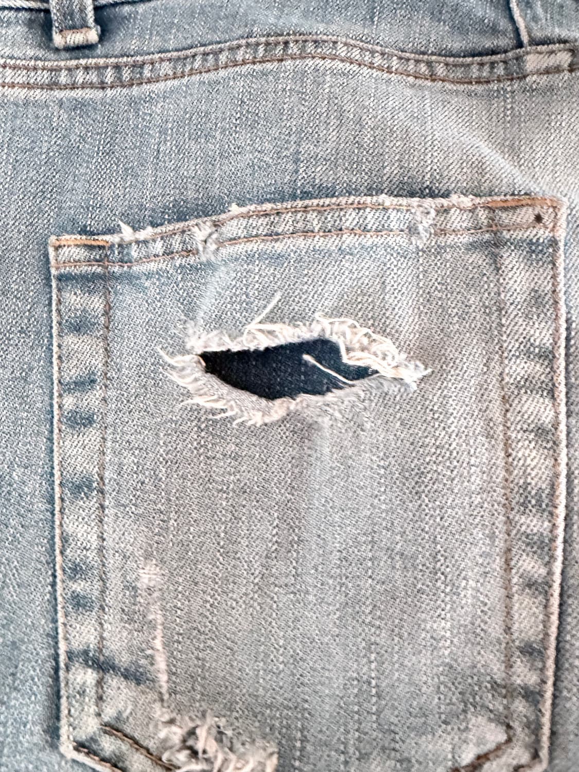 생로랑 유아인디스진 32 상품이미지6