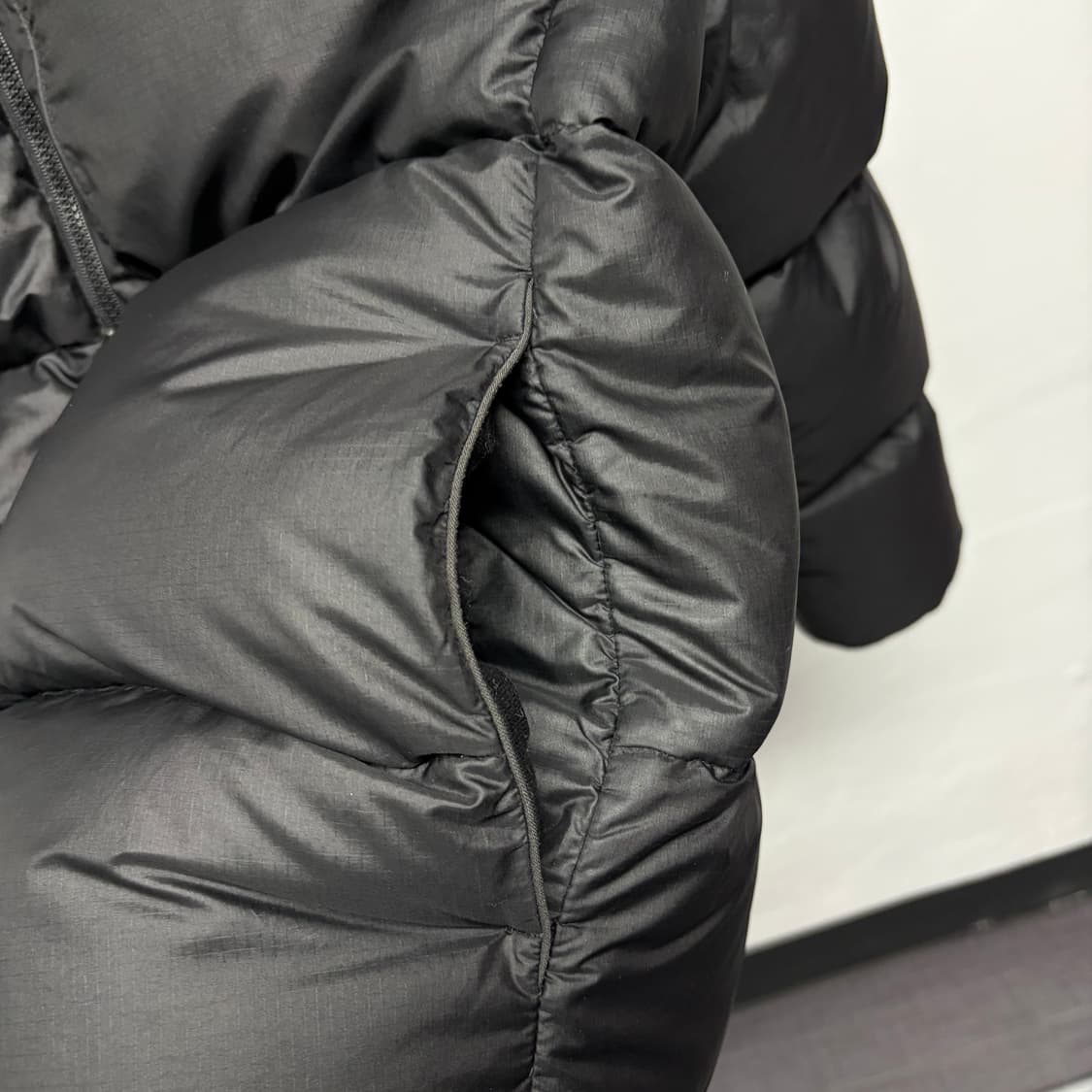 노스페이스 테크 팩 다운 패딩  상품이미지4
