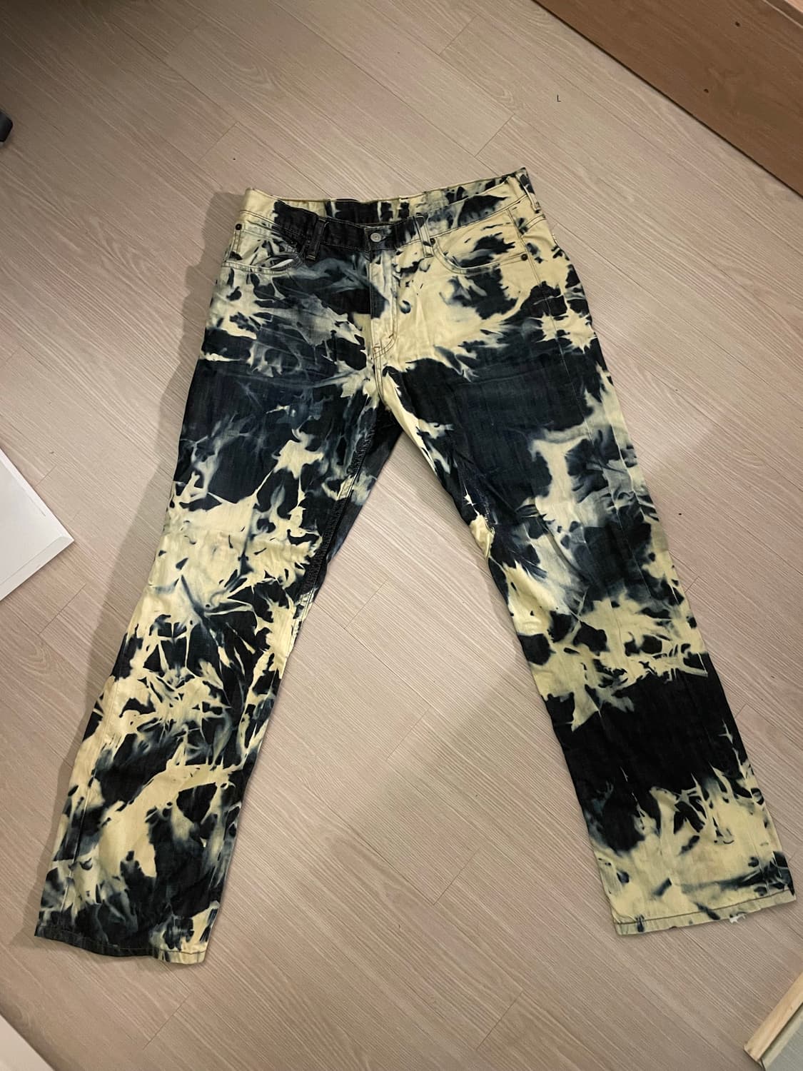 리바이스 커스텀 스톤 워싱 데님팬츠 상품이미지2