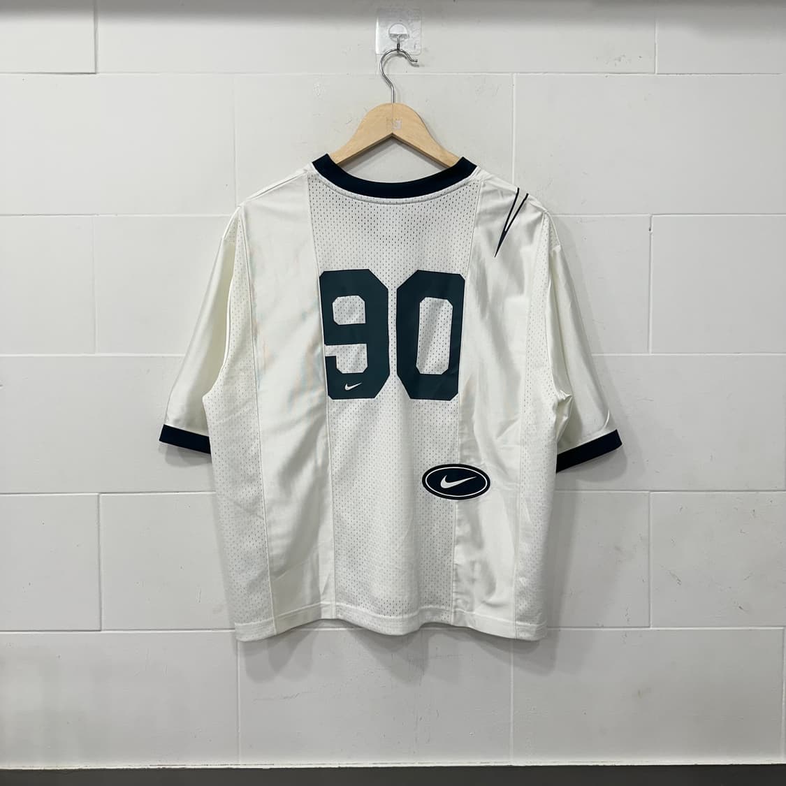 나이키 스트리트 그래픽 화이트 반팔 매쉬 상품이미지2