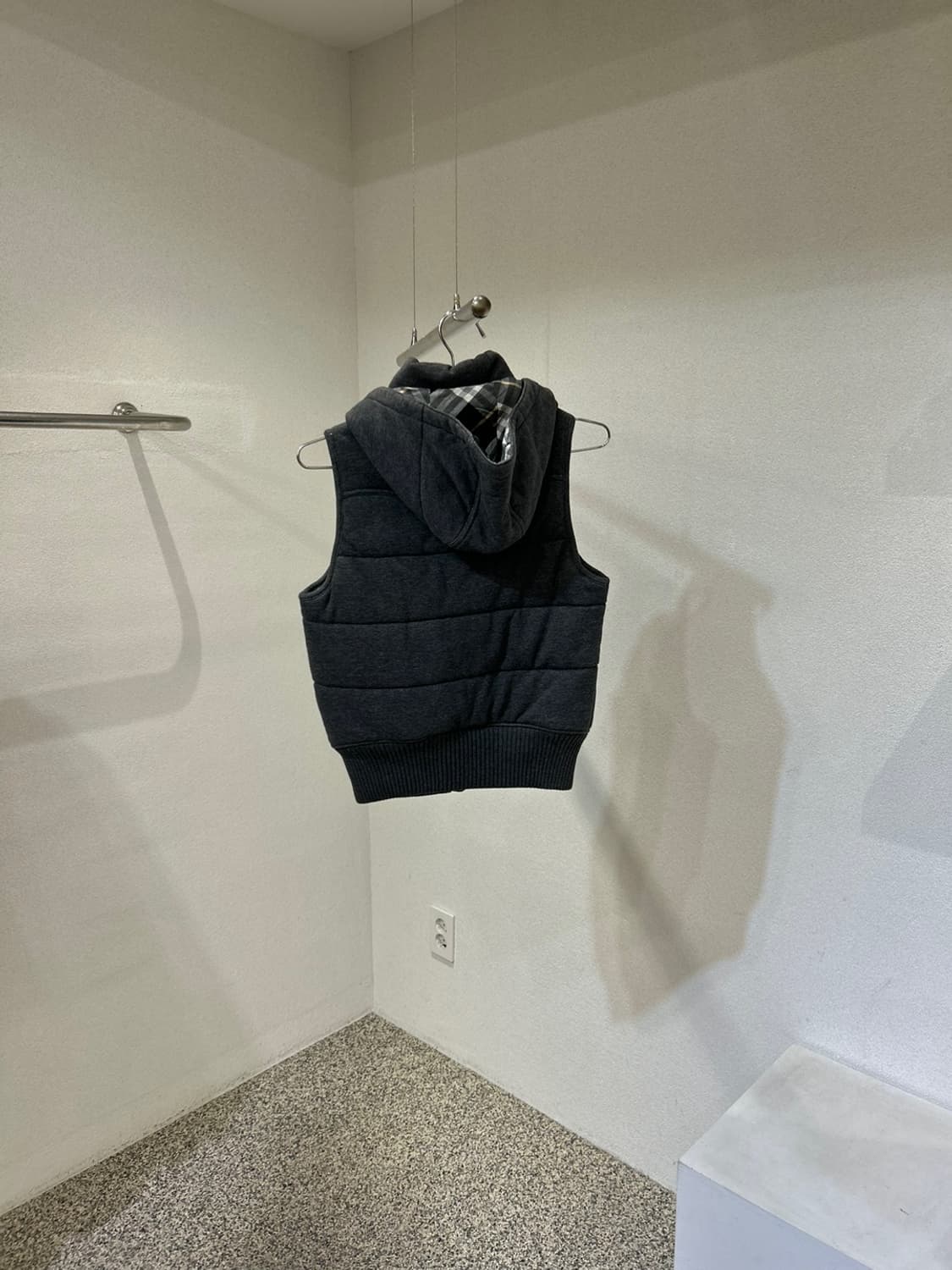 버버리 블루라벨 후드 패딩조끼 상품이미지2