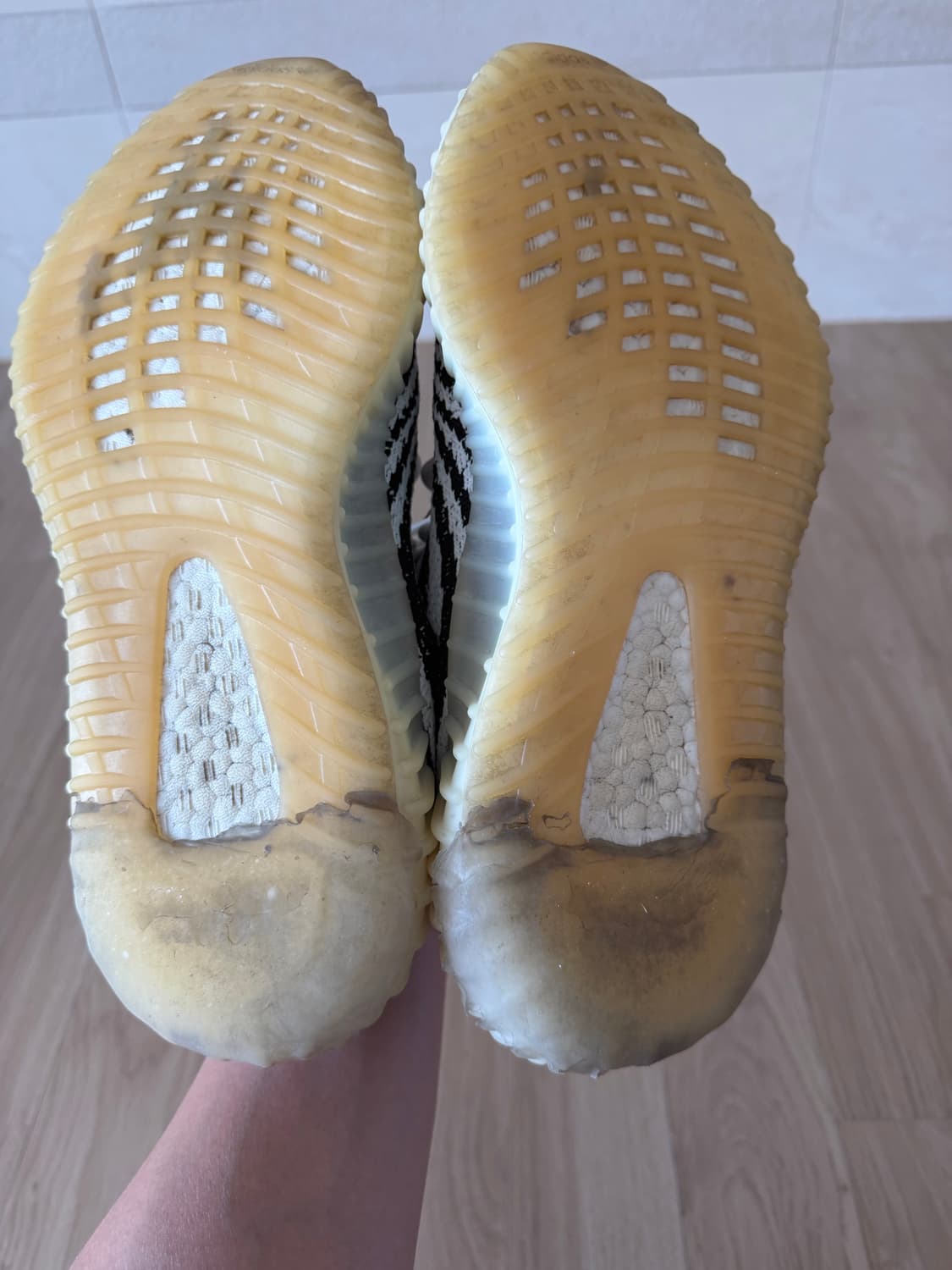 [급처판매] 아디다스 이지부스트 350 V2 지브라 265 상품이미지5