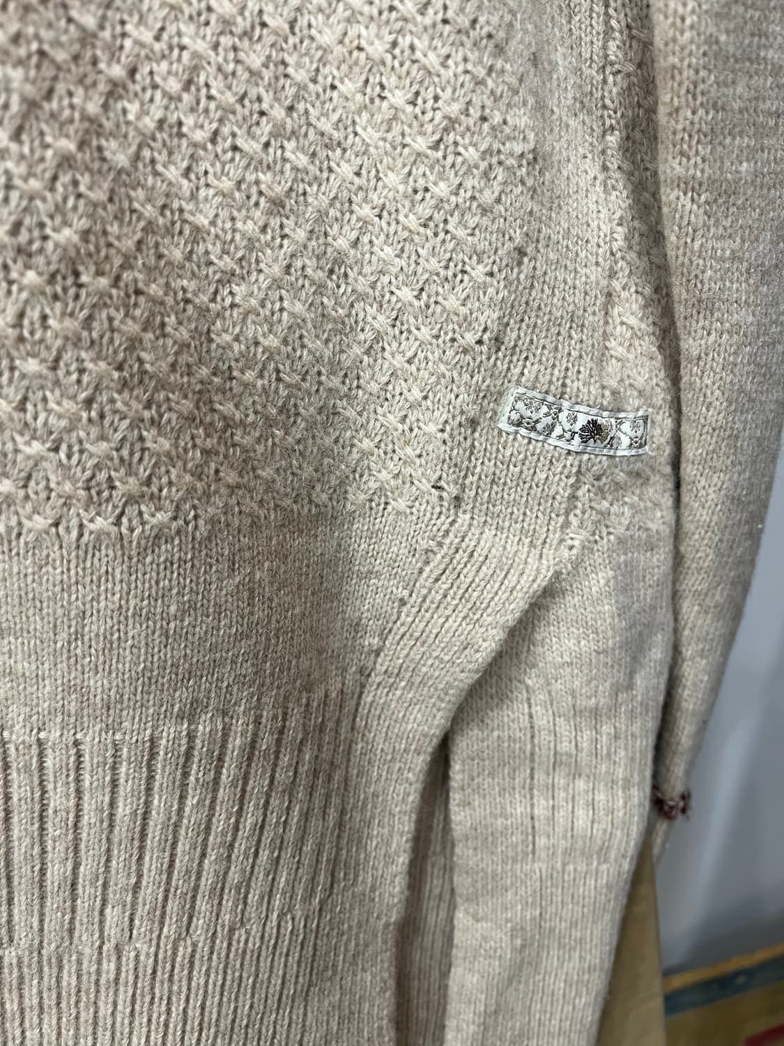 써스데이 아일랜드 니트 상품이미지5