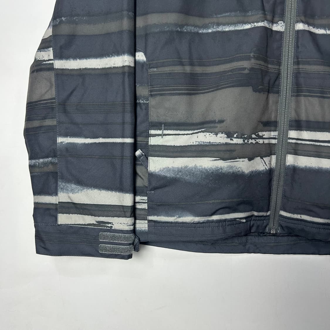 [OAKLEY] 오클리 스트라이프 패턴 후드 자켓 상품이미지3