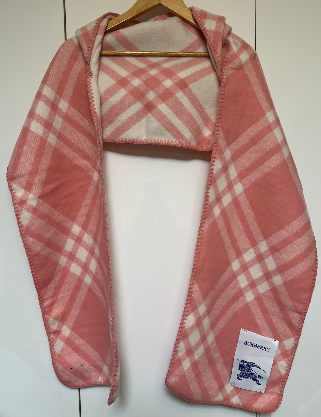 버버리 핑크 체크 울후드 머플러남여공용 상품이미지1