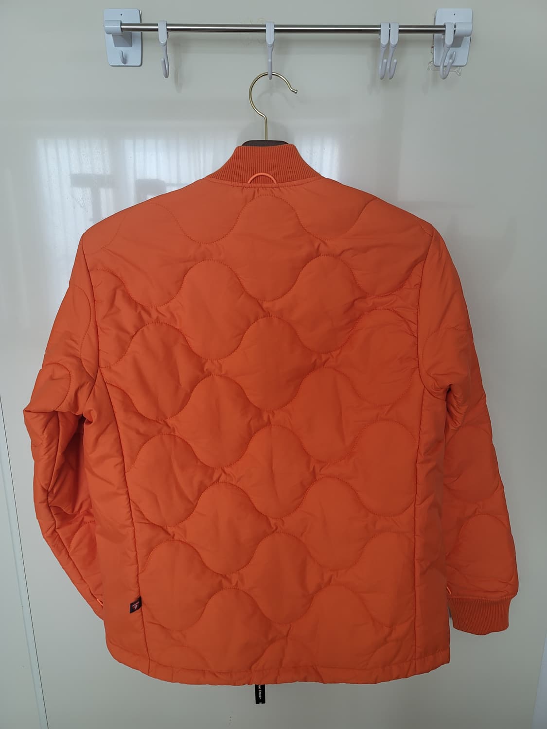 뉴에라 오렌지 퀄팅자켓 M 95~100사이즈 상태극상

 상품이미지2