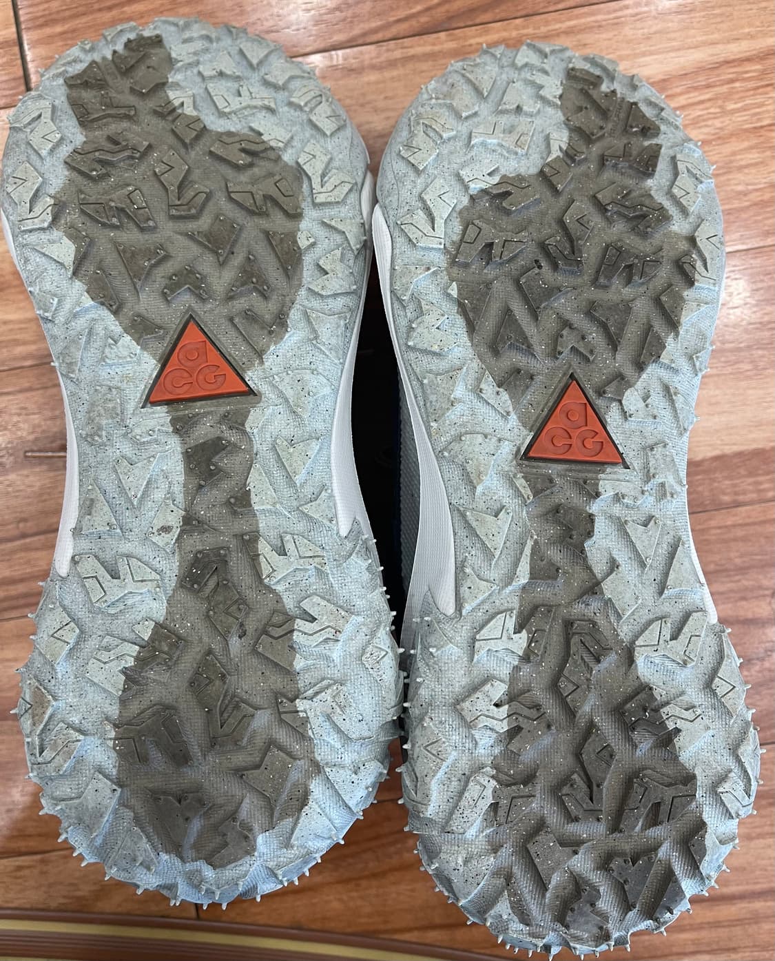 나이키 250 ACG 마운틴 고어텍스 다크 스모크 그레이 HF624 상품이미지5