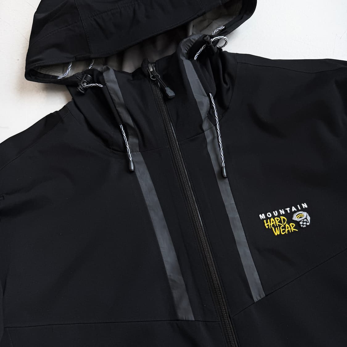 마운틴하드웨어 고프코어 드라이큐 마운틴 바람막이 자켓 상품이미지3