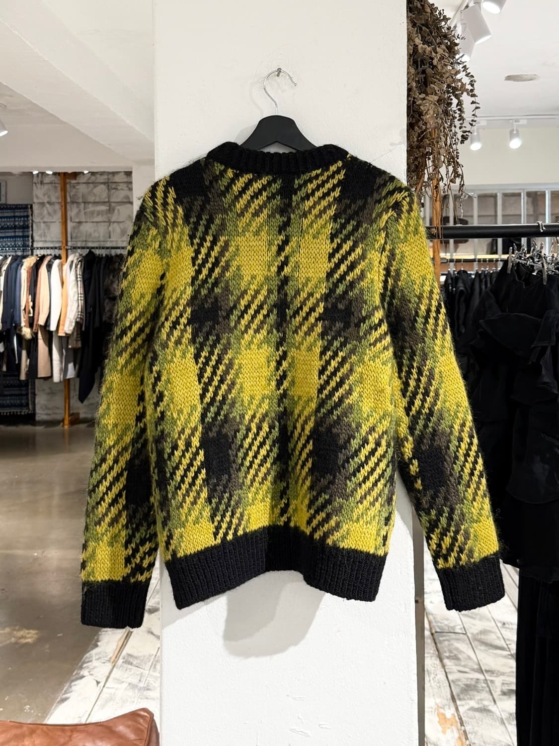 코치 옐로우 블랙 체크 알파카 울 블렌드 스웨터  상품이미지6