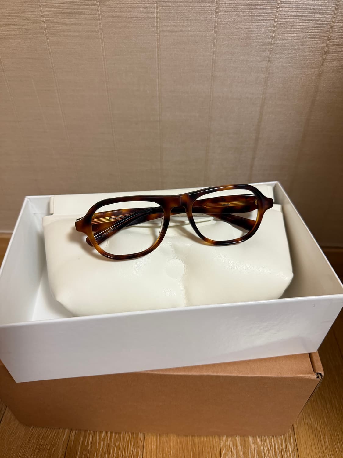 젠틀몬스터 x 메종 마르지엘라 MM113 톨토이즈쉘 클리어 호피 상품이미지3