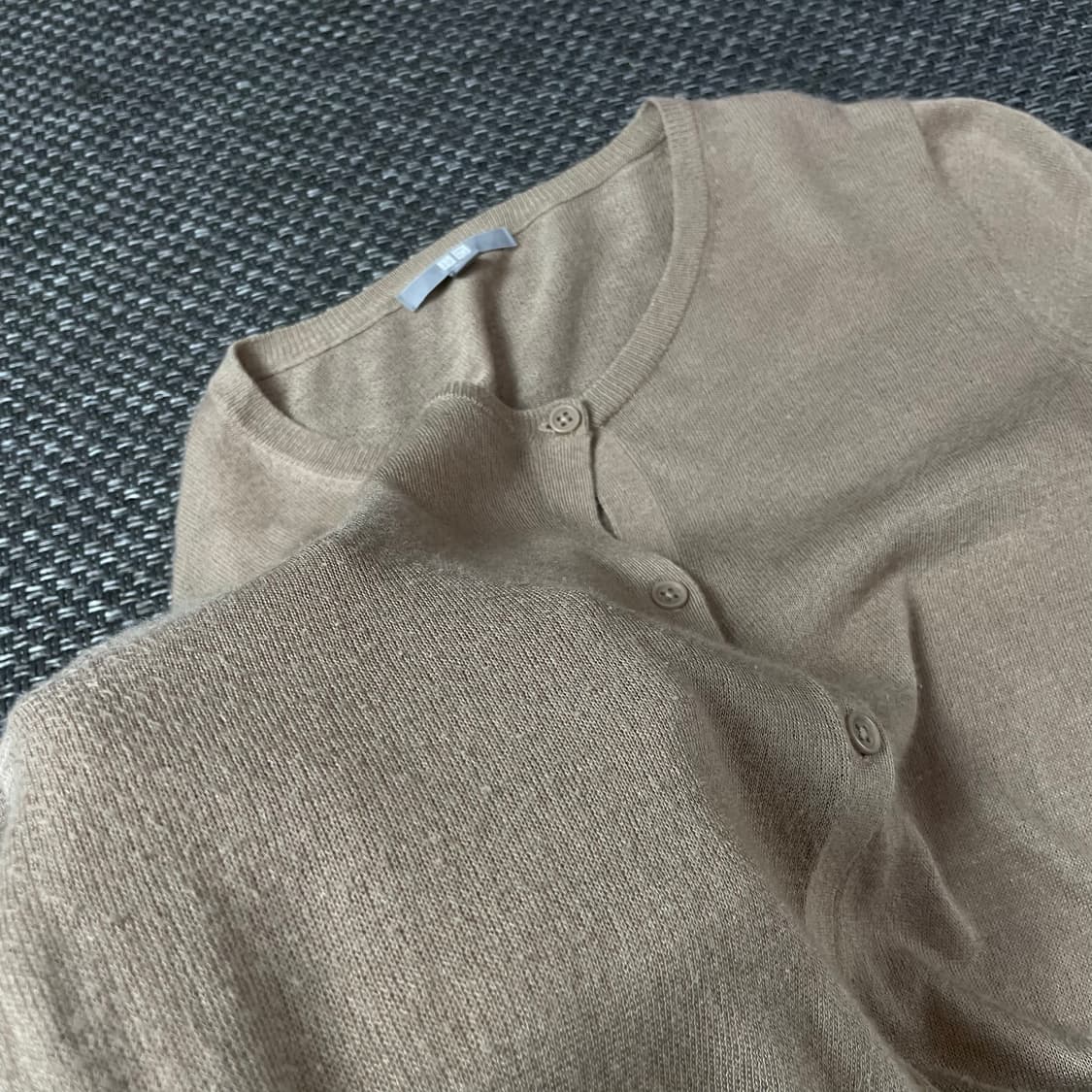 유니클로 베이지 라운드넥 반팔 가디건 XL 상품이미지5