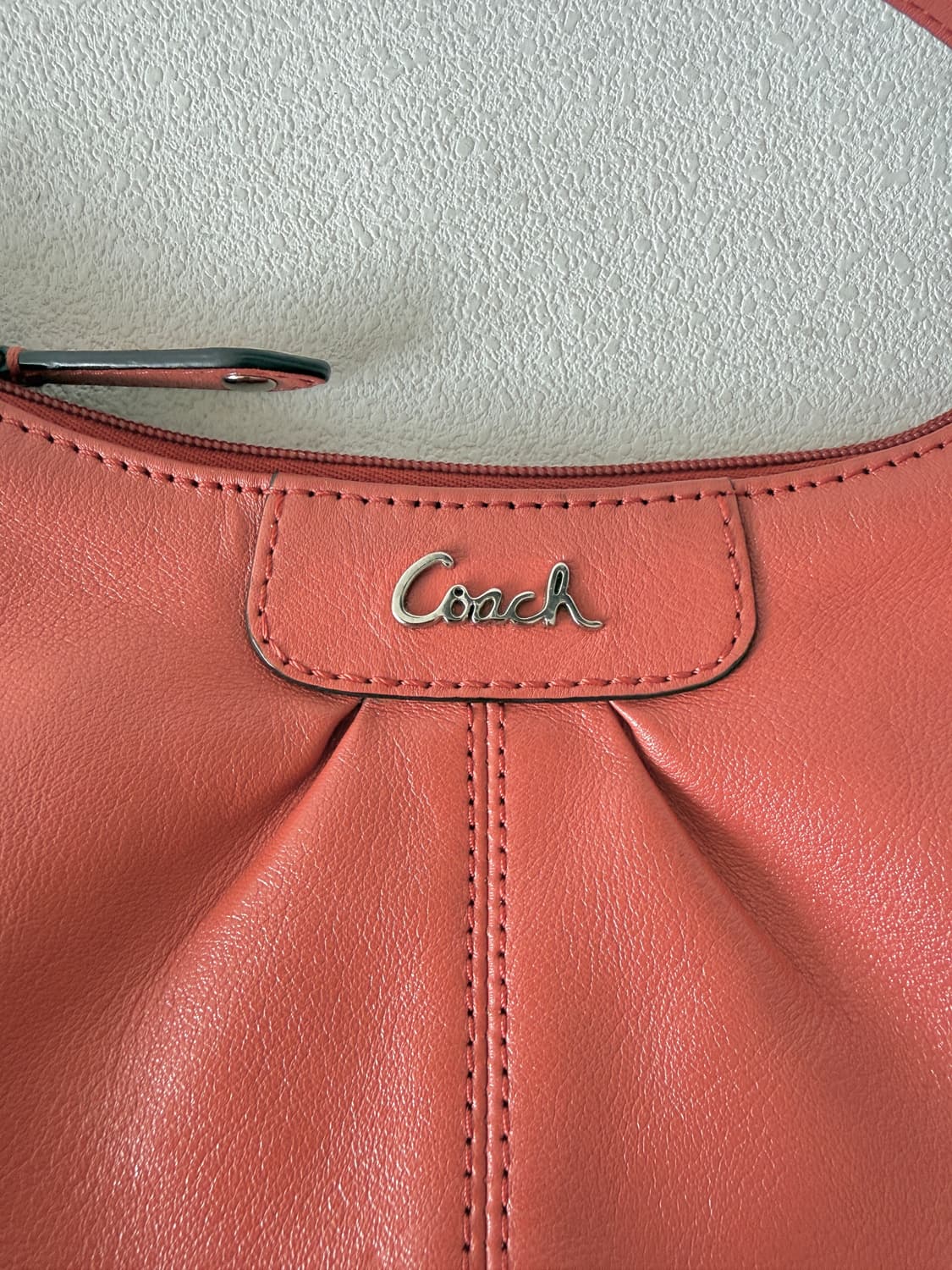 코치(COACH) 레더 크로스백 상품이미지3