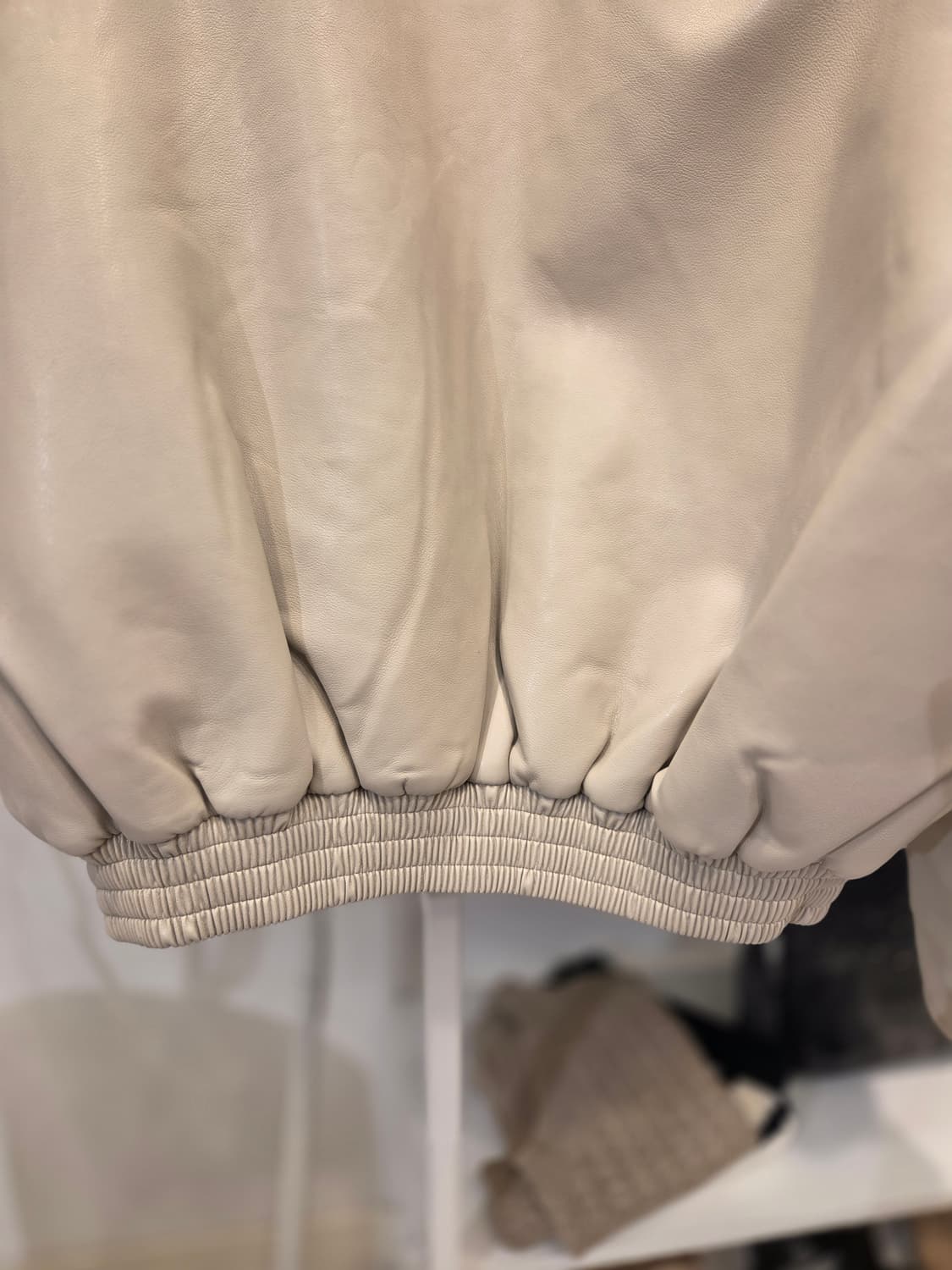 레이디볼륨 비건레더 패딩 점퍼 상품이미지10