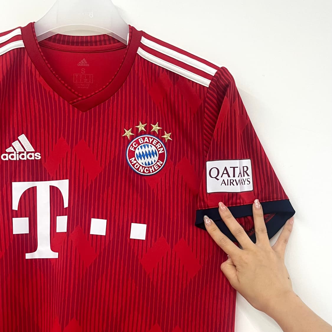 아디다스 18-19 바이에른 뮌헨 레반도프스키 유니폼 상품이미지4