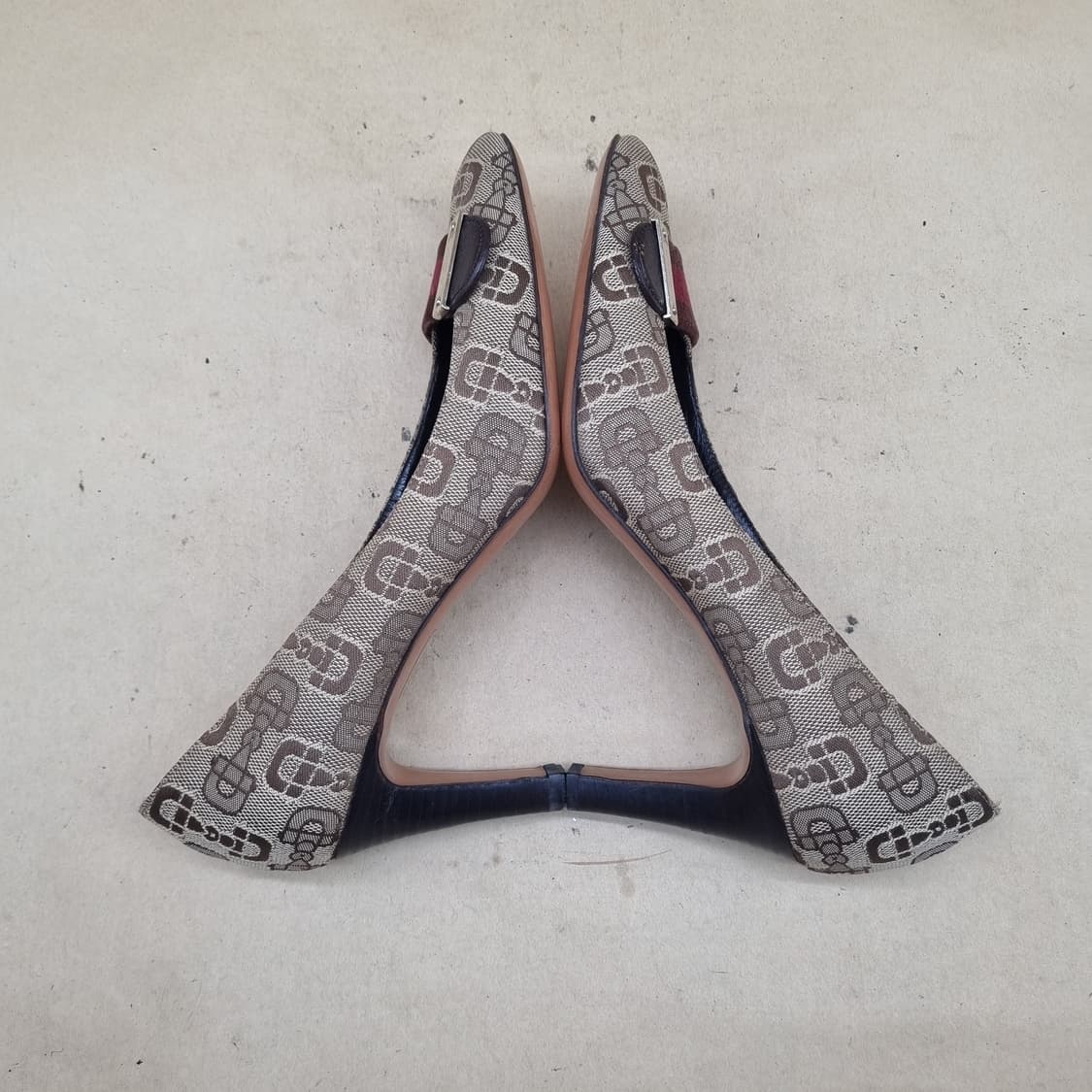 구찌 여성 펌프스힐 37C 240 굽8 상품이미지5