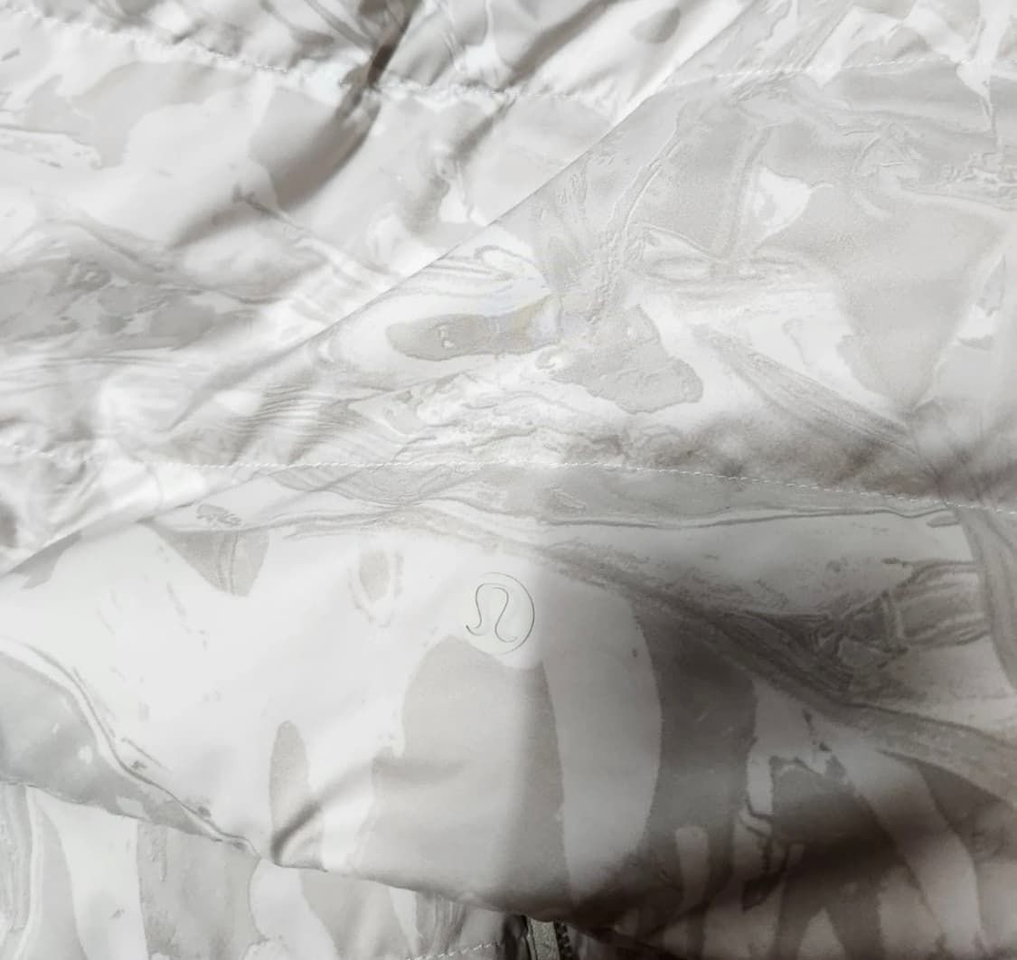 룰루레몬 패딩 L 상품이미지4