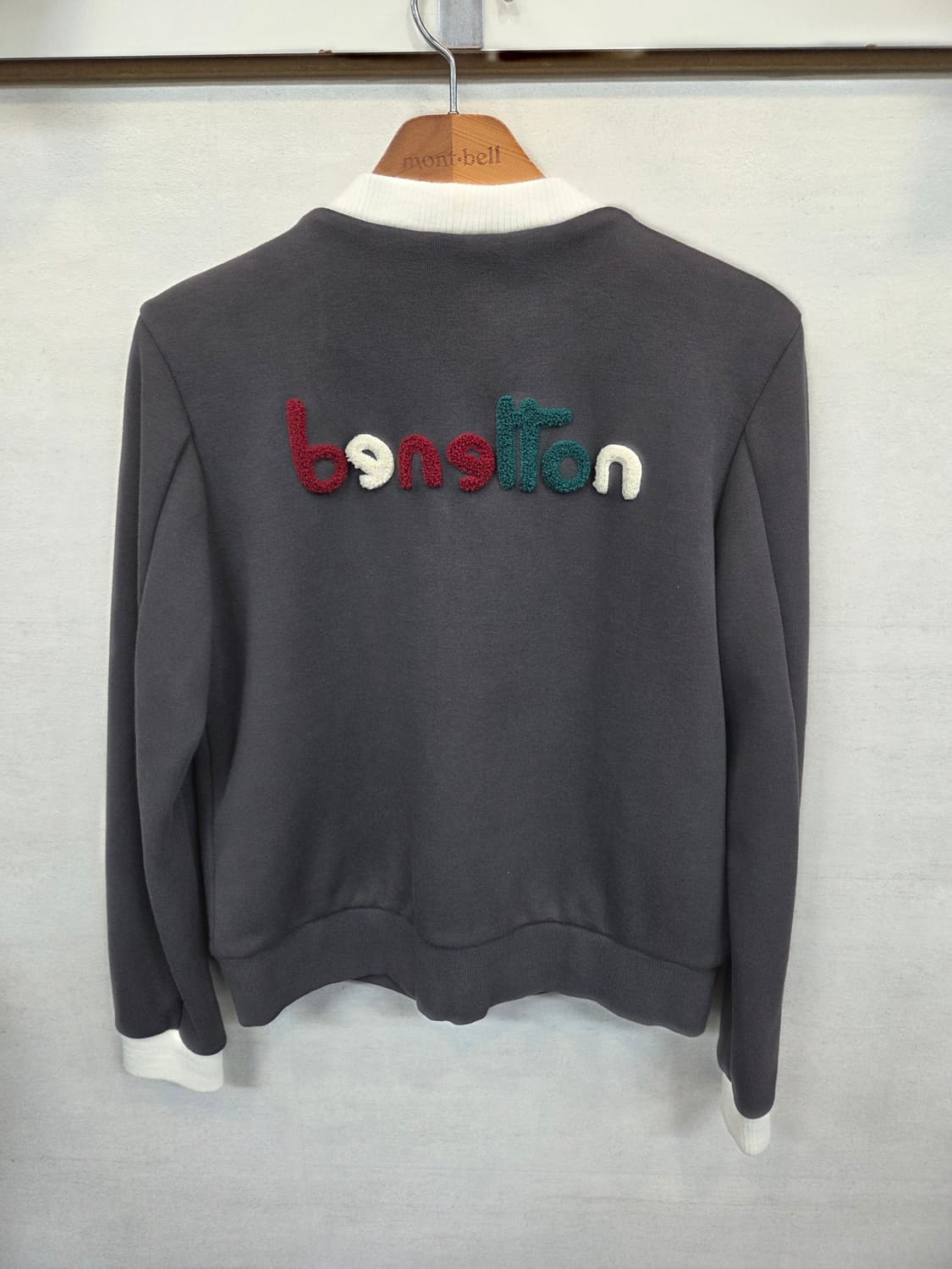 베네통 골프 부클와펜 라운딩 자켓 s 90 상품이미지1