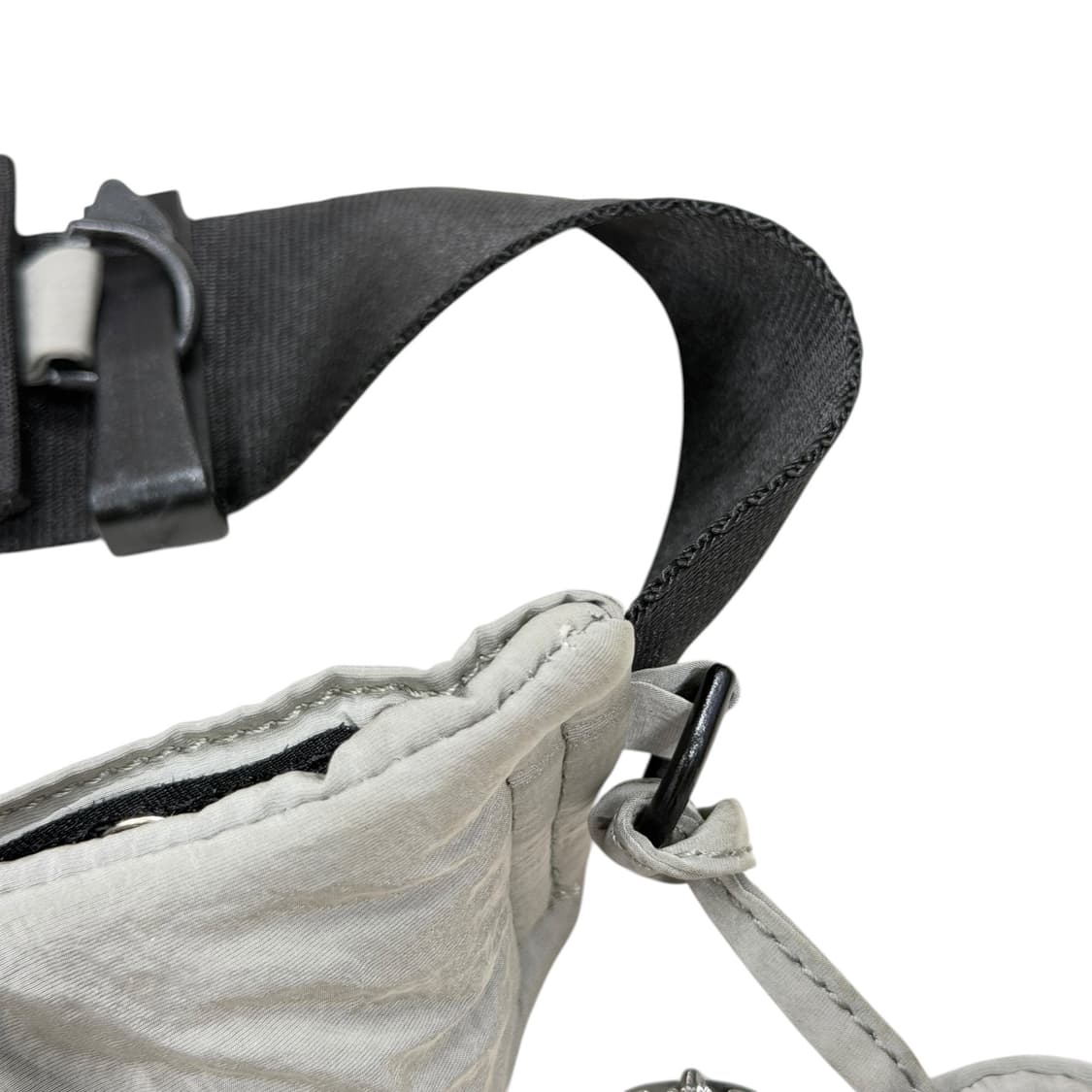 아떼 그레이 리본 슬링백 가방 상품이미지9