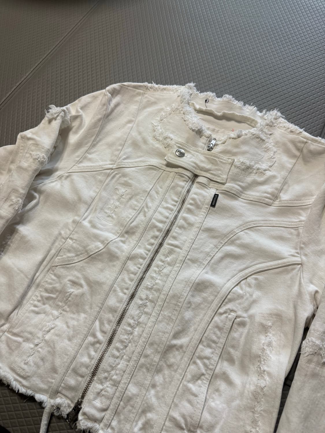 (L) (유일매물) 오토링거 위븐 크롭 박시 데님 자켓 상품이미지3