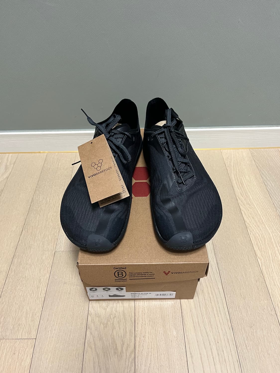 새제품 비보베어풋 41 사이즈 22만원에 판매합니다. 상품이미지1