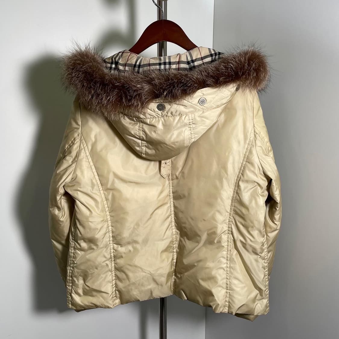 버버리 체크안감 다운 숏 패딩 상품이미지2