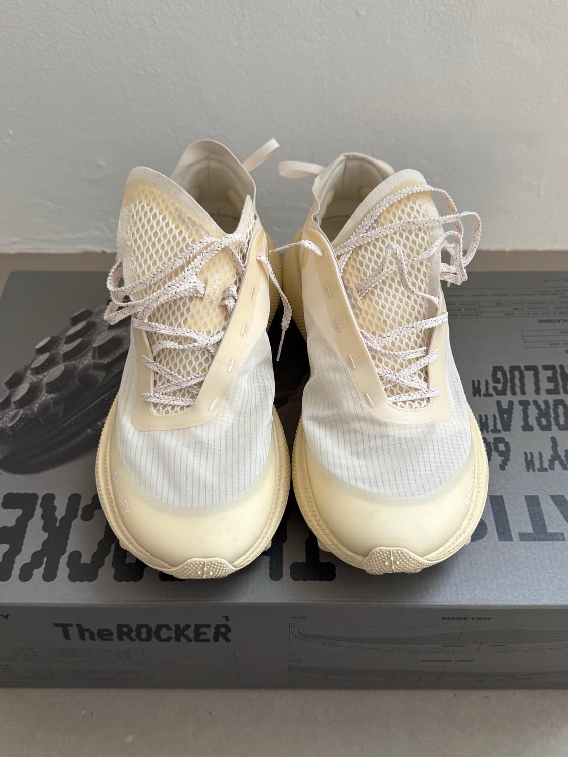 SATISFY TheROCKER ANTIQUE WHITE 상품이미지1