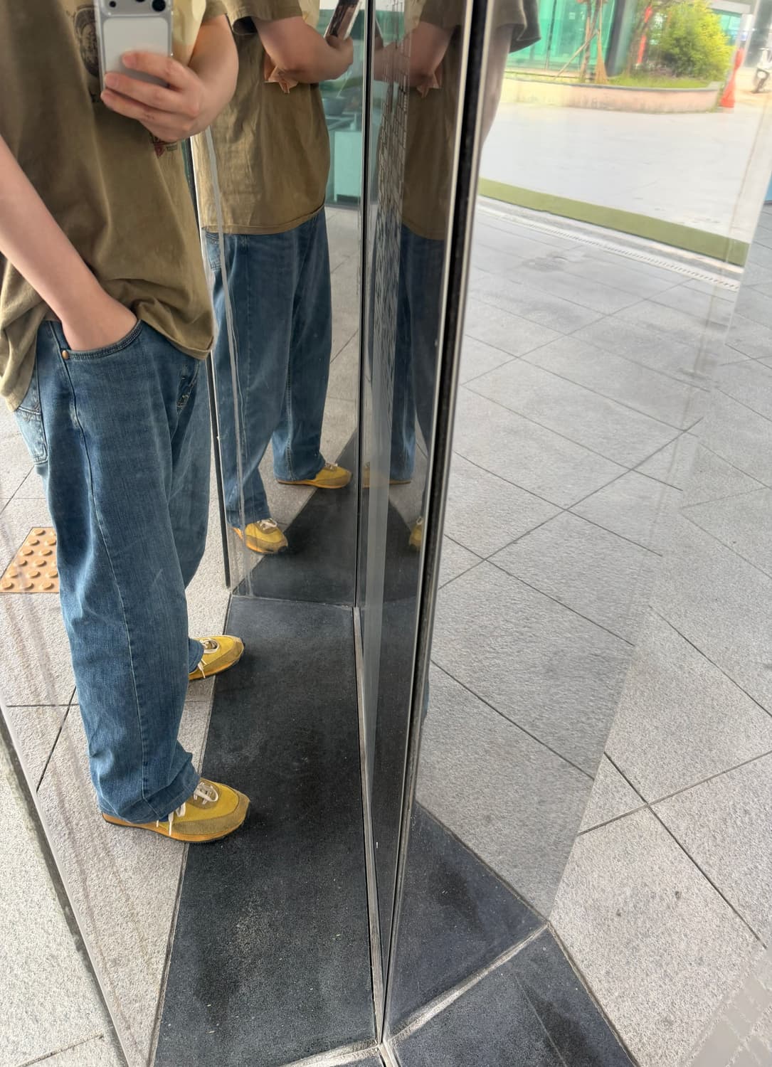 랭글러 부츠컷 데님 착샷있어요~ 상품이미지6