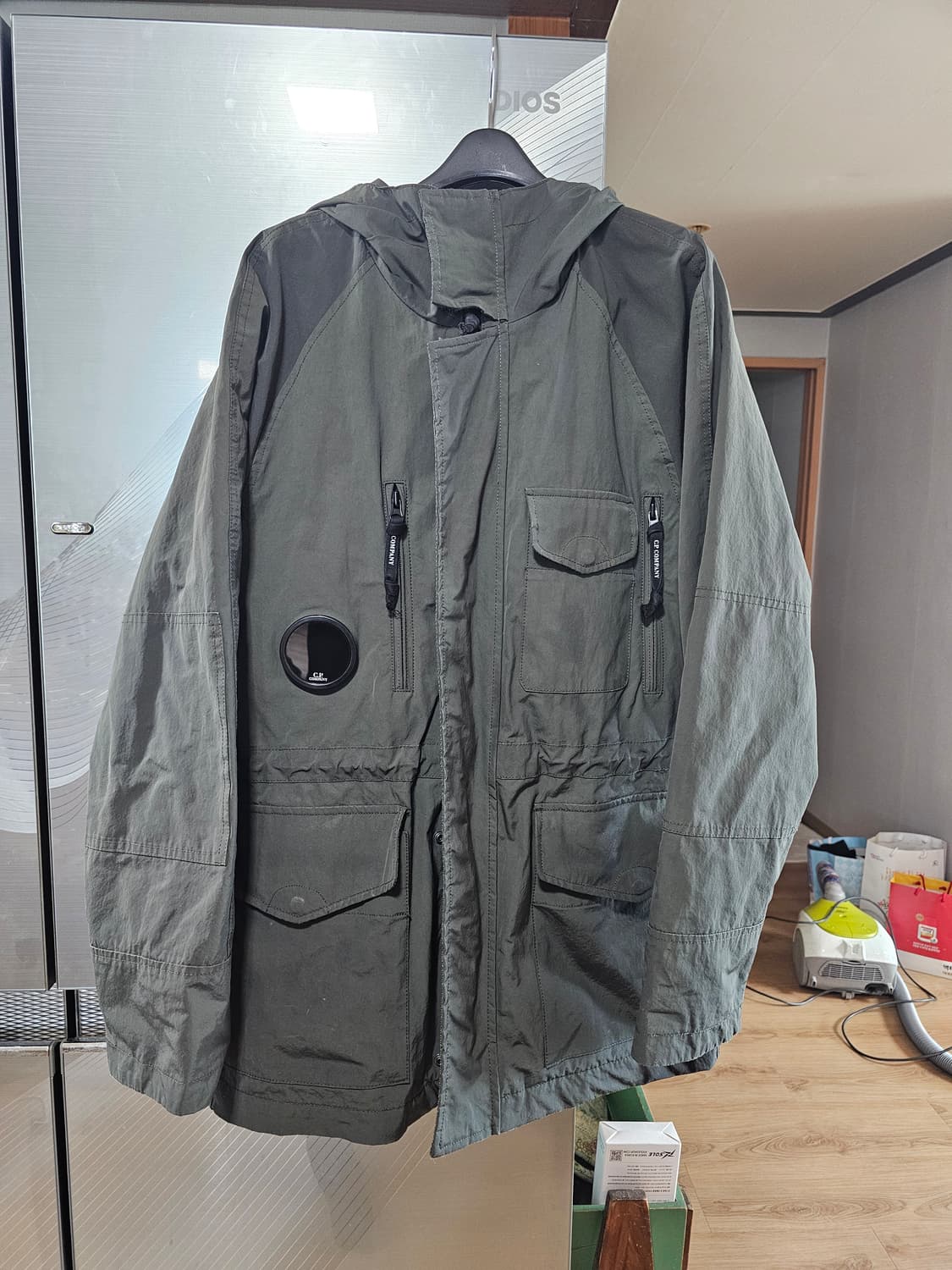 씨피컴퍼니 후드형 올리브 야상형 자켓 팔아요 상품이미지2