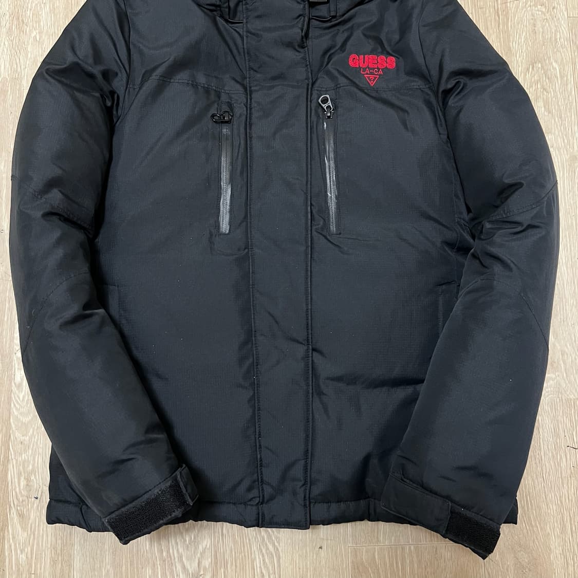 게스 여성 헤비 덕다운 후드 패딩 XS/85  상품이미지4