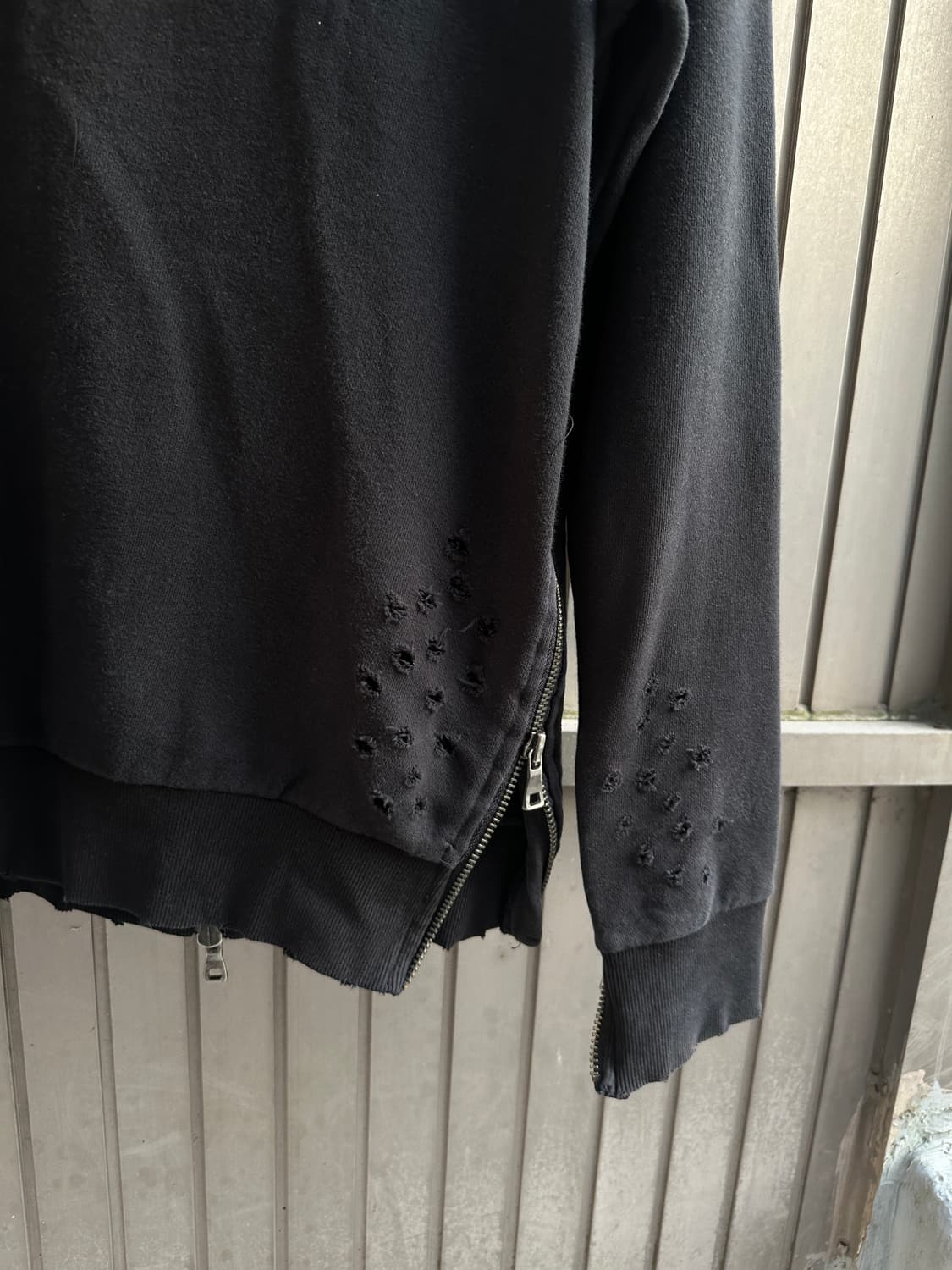 Distressed cut line 2way hood black 상품이미지7